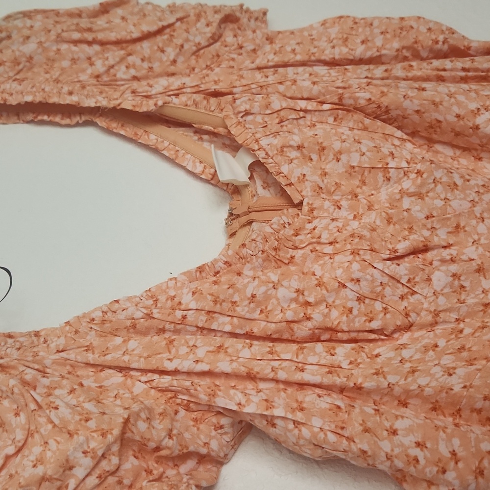 H&M: Off The Shoulder Orange And White Floral Dress - Picture 4 of 8